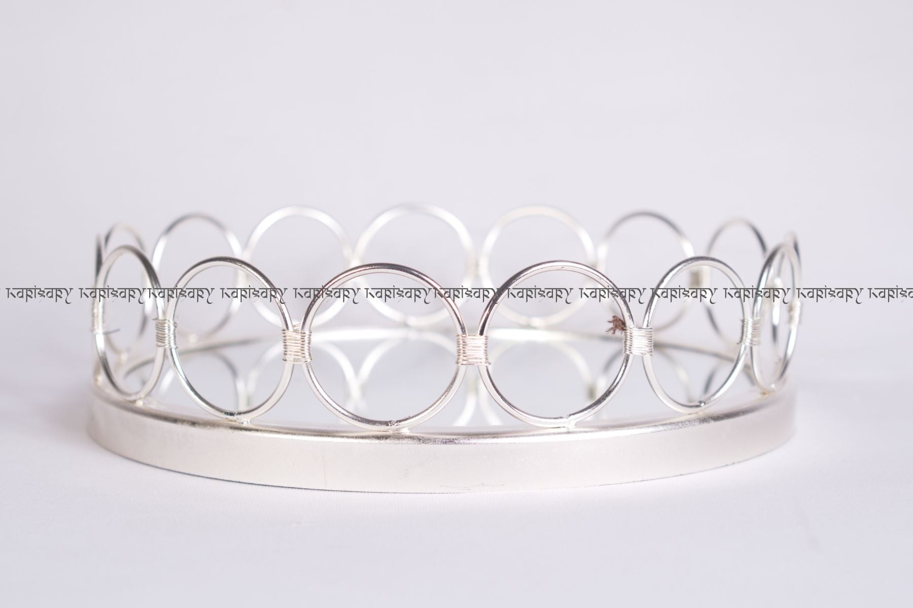 ROUND ACCENT TRAY WITH MIRROR & RINGS BORDER FOR GIFTING, TROUSSEAU PACKING, DECOR (25cm diameter)
