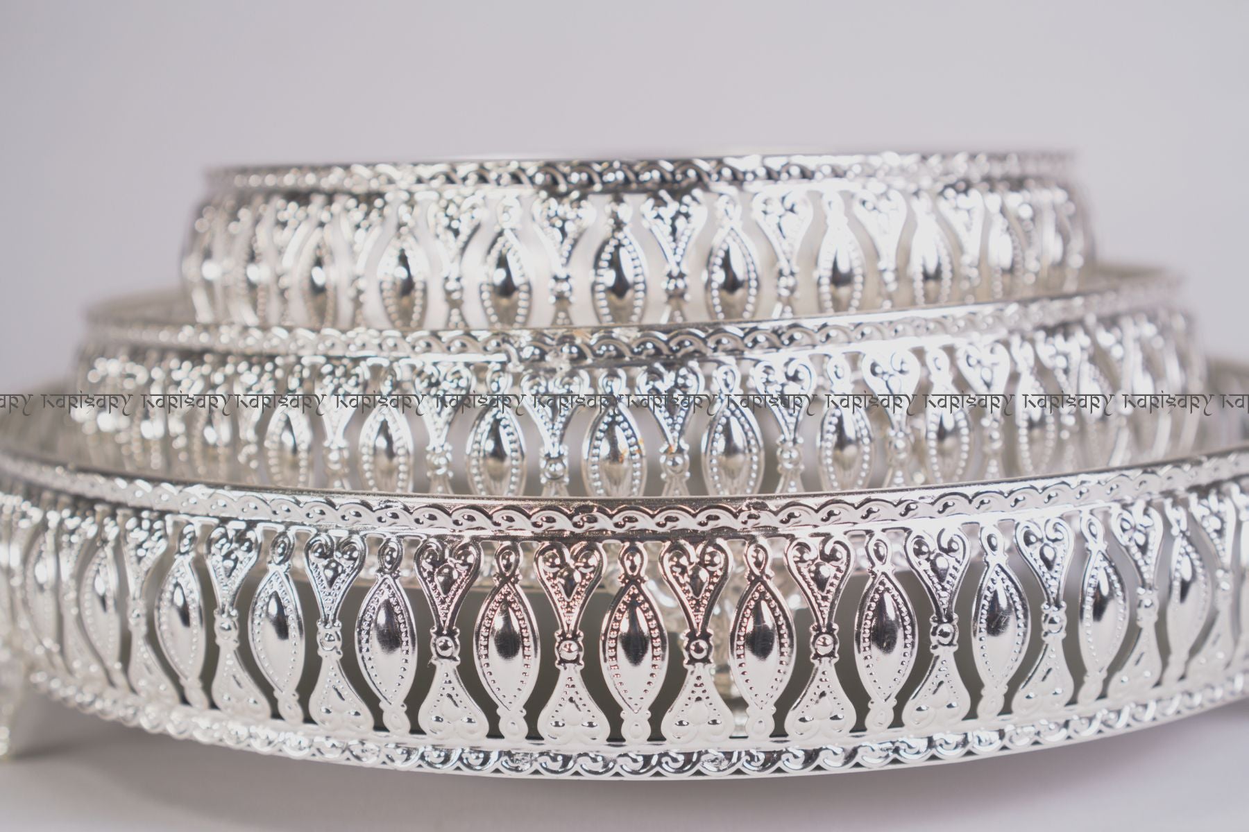 ROUND HAMPER TRAYS SET OF 3 WITH MIRROR FOR GIFTING, TROUSSEAU PACKING, DECOR