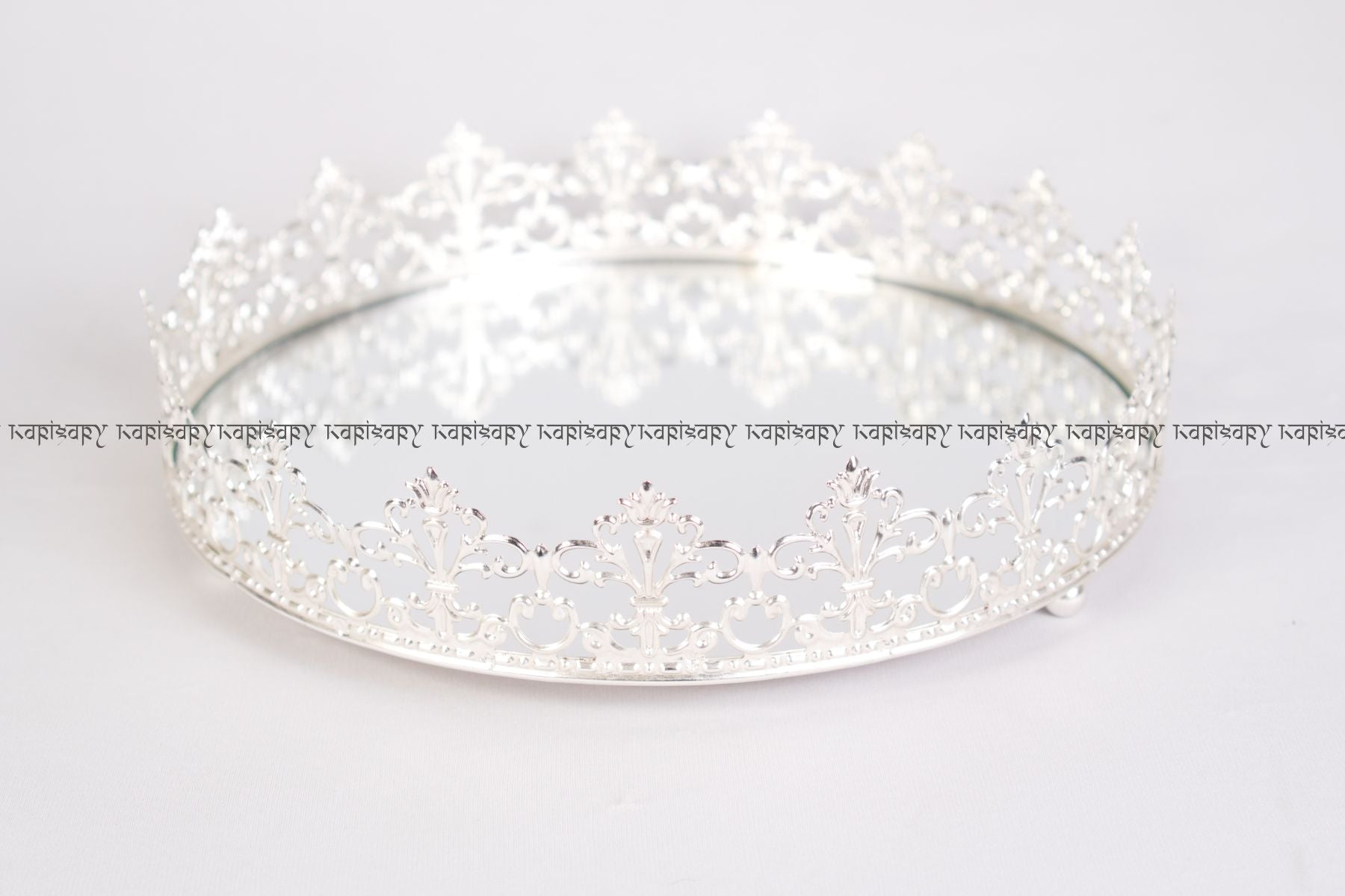 ROUND HAMPER TRAY WITH MIRROR & CROWN BORDER FOR DÉCOR, GIFTING, TROUSSEAU PACKING, DECOR (26cm diameter)