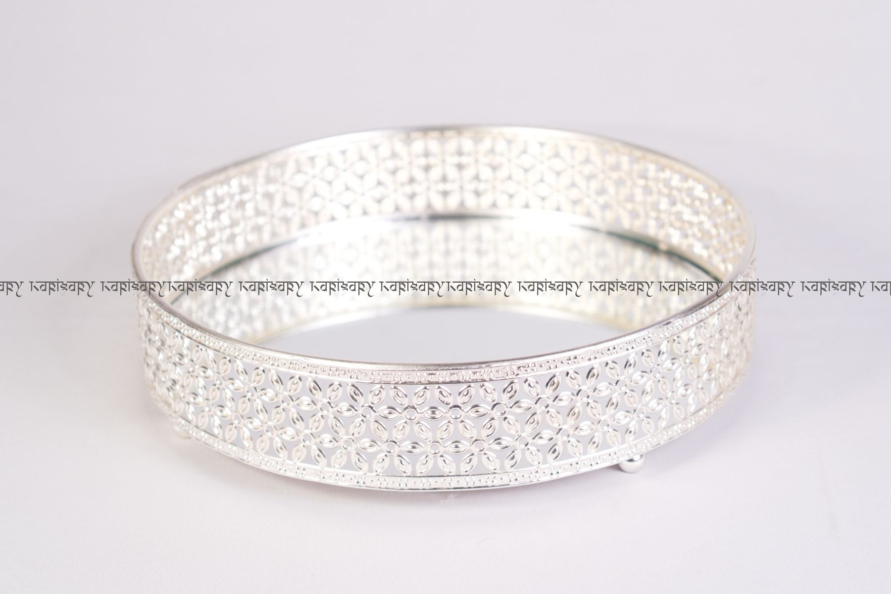 ROUND HAMPER/ACCENT TRAY WITH MIRROR & FLOWER BORDER FOR GIFTING, TROUSSEAU PACKING, DECOR (25cm diameter)