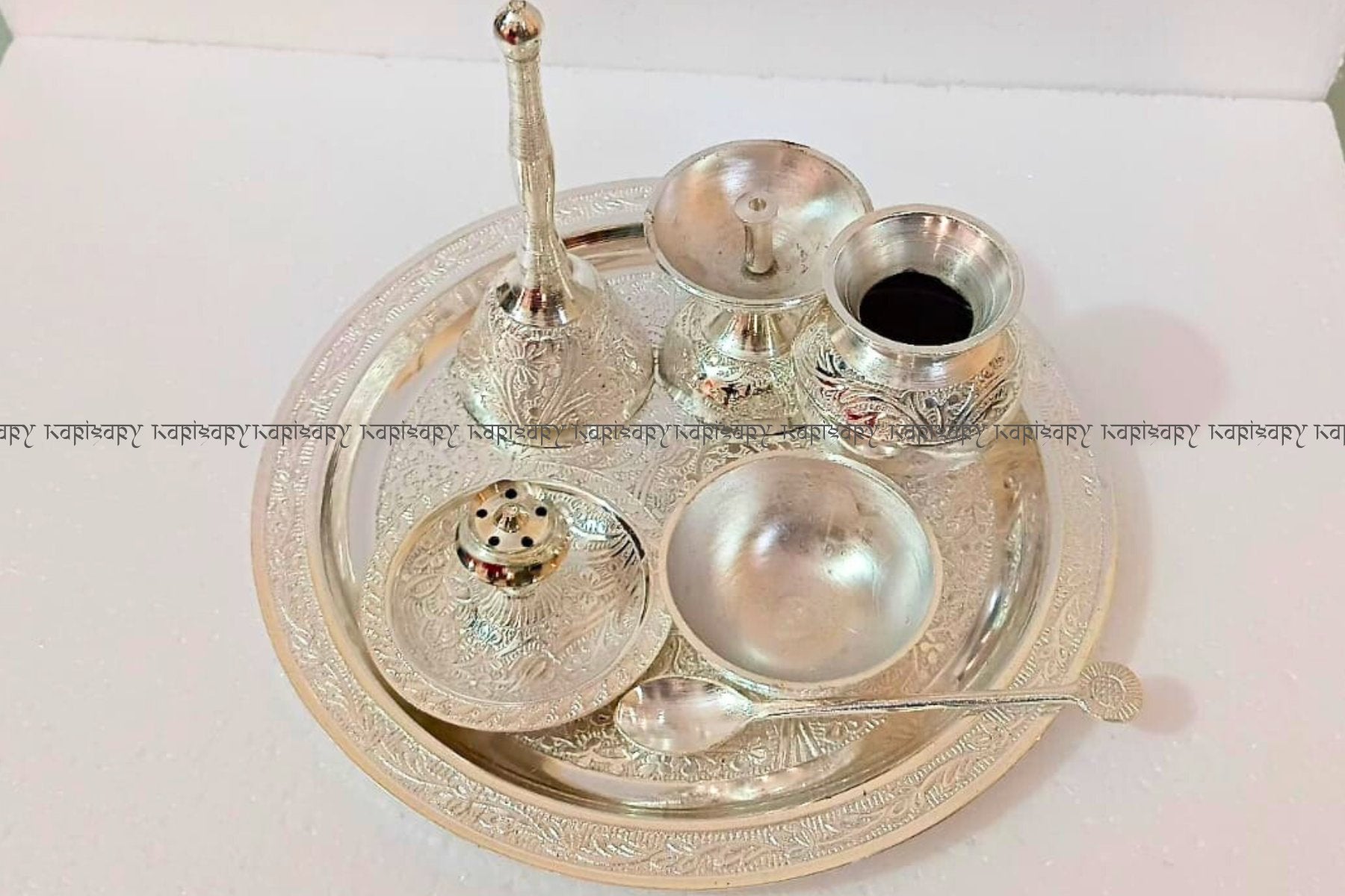 DECORATIVE METAL POOJA THALI SET IN SILVER FINISH, LUXURY POOJA ARTICLES FOR GIFTING, SET OF 7pc, ETCHING DESIGN