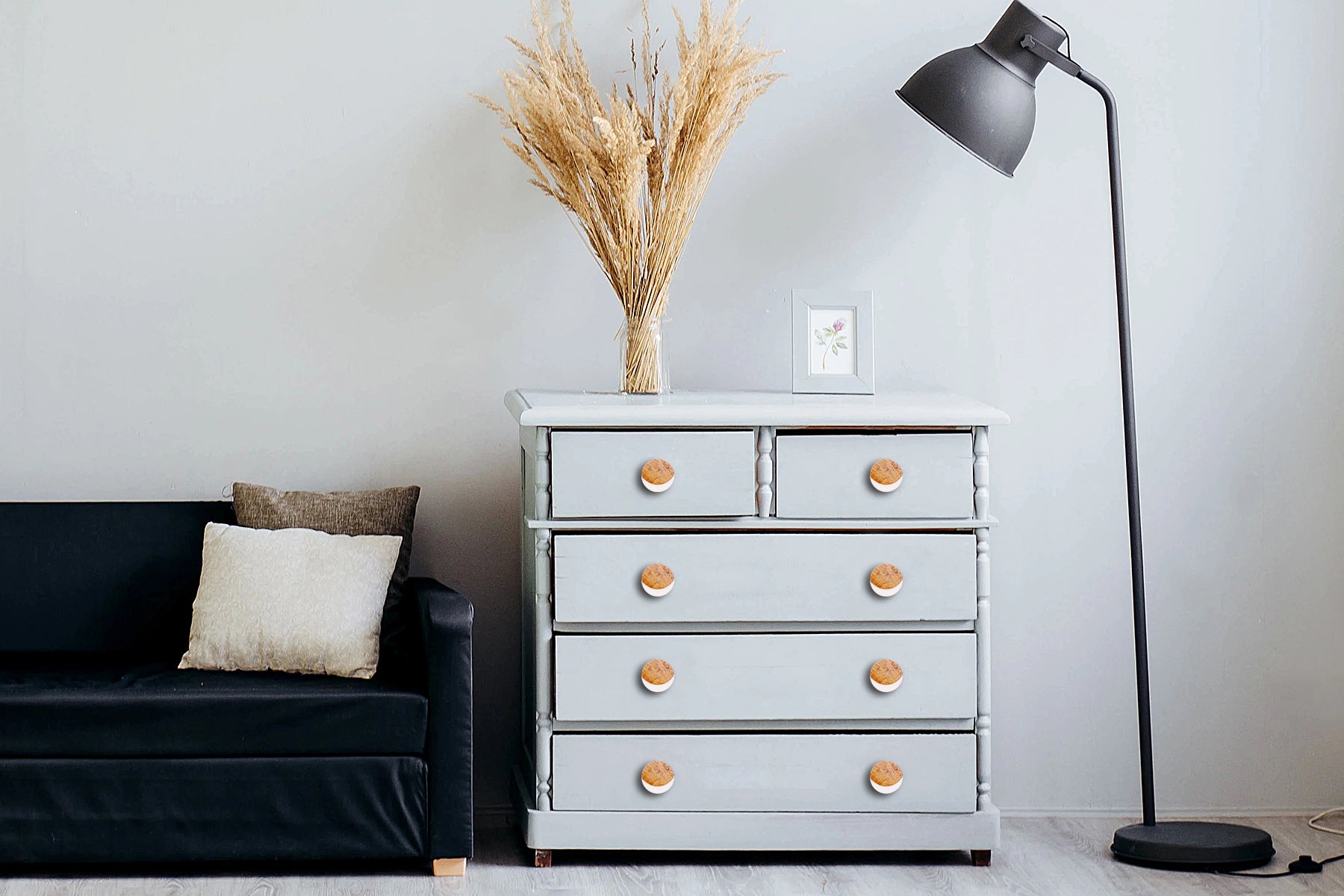 RESIN KNOBS WITH WOODEN INLAY FOR DRAWERS/CABINETS/ SET OF 4