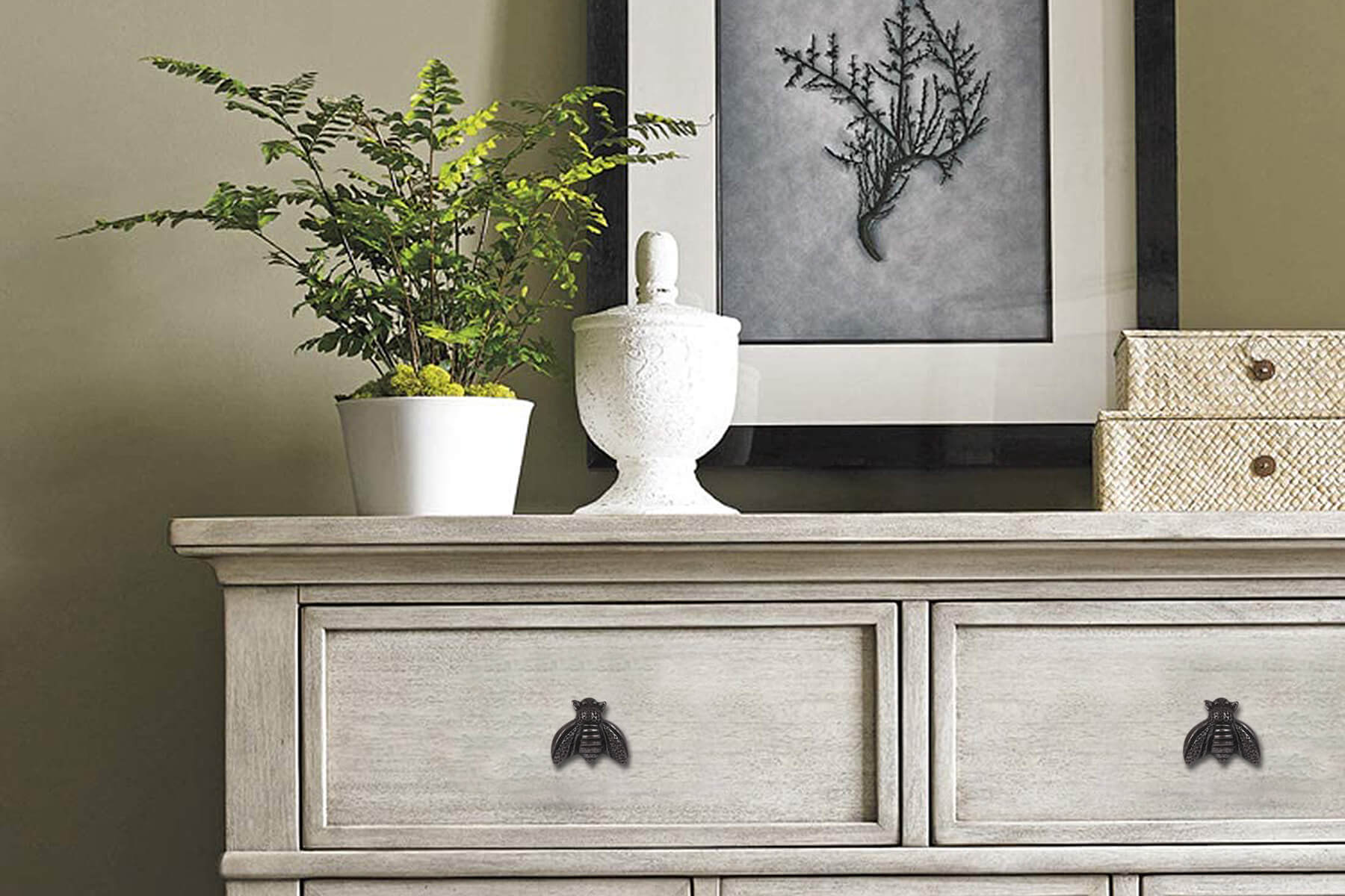 HONEY BEE KNOBS FOR DRAWERS/CABINETS/ SET OF 4