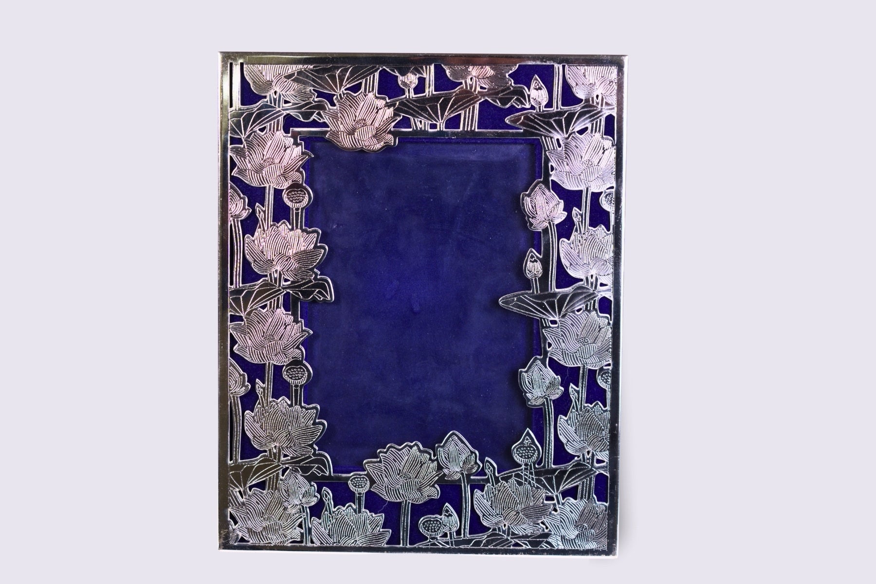 LOTUS DESIGN SILVER PHOTO FRAME FOR GIFTING AND HOME DÉCOR (LARGE)