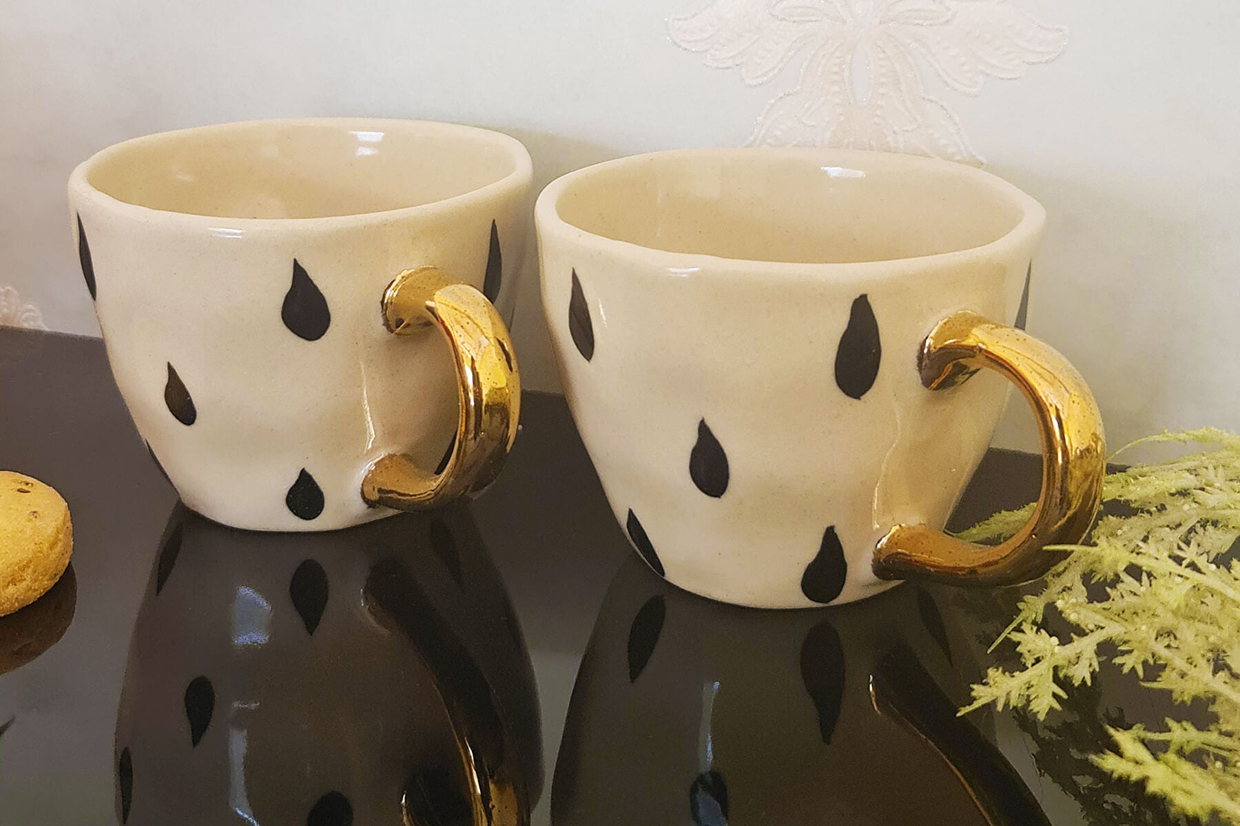 HANDMADE IVORY CERAMIC MUGS WITH BLACK DROPS DESIGN (SET OF 2)