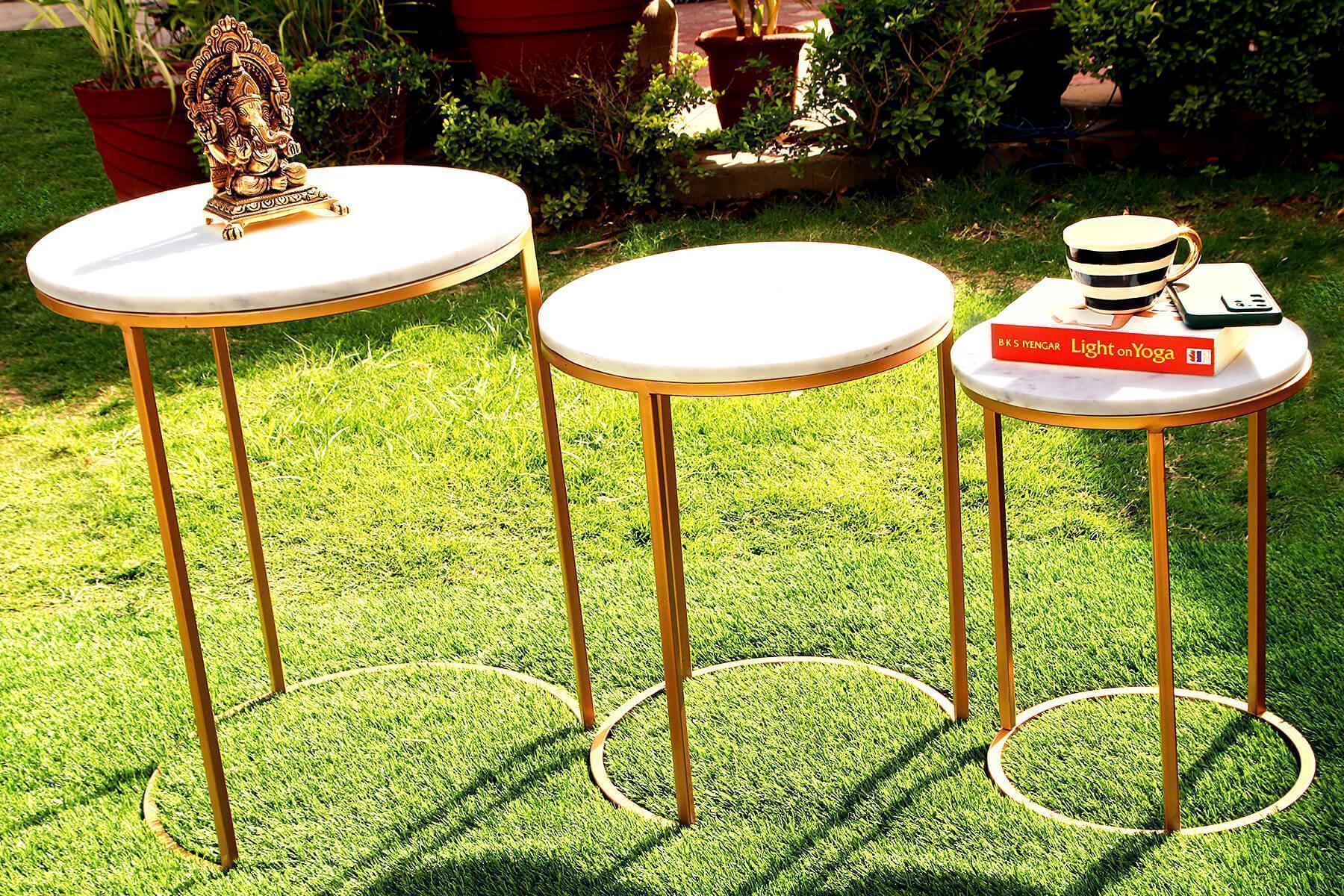 WHITE AND GOLD MARBLE NESTED TABLES