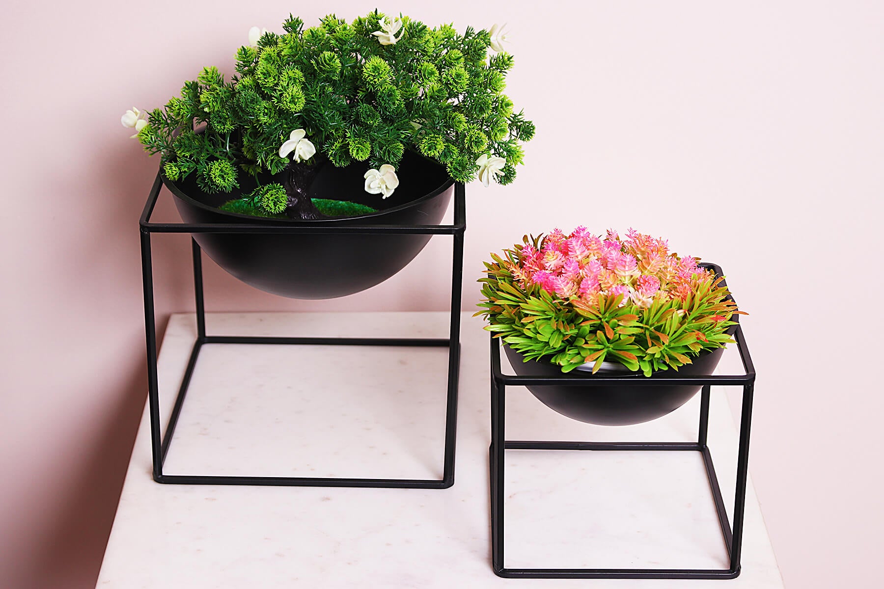 SMALL BRACKET PLANTERS SET OF 2