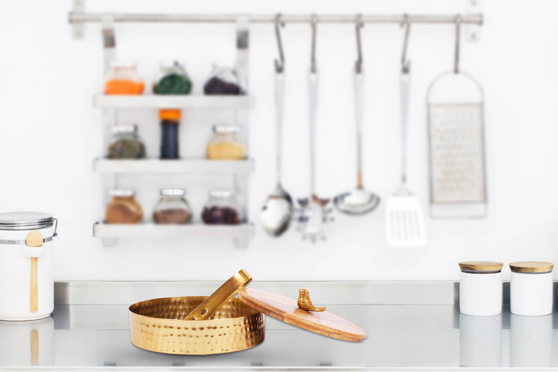 MANGO WOOD AND METAL ROTI BOX WITH BIRD KNOB