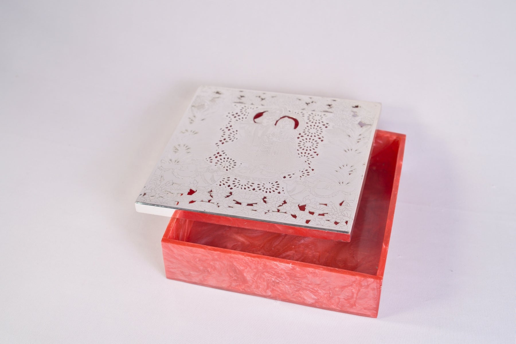 LUXURY GIFTING BOX (RADHA KRISHNA DESIGN) FOR SWEETS, CHOCOLATES & JEWELRY