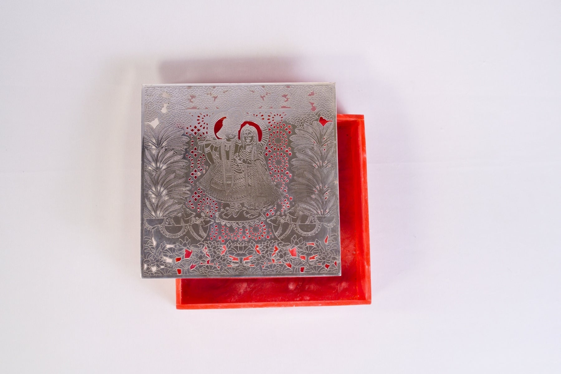 LUXURY GIFTING BOX (RADHA KRISHNA DESIGN) FOR SWEETS, CHOCOLATES & JEWELRY