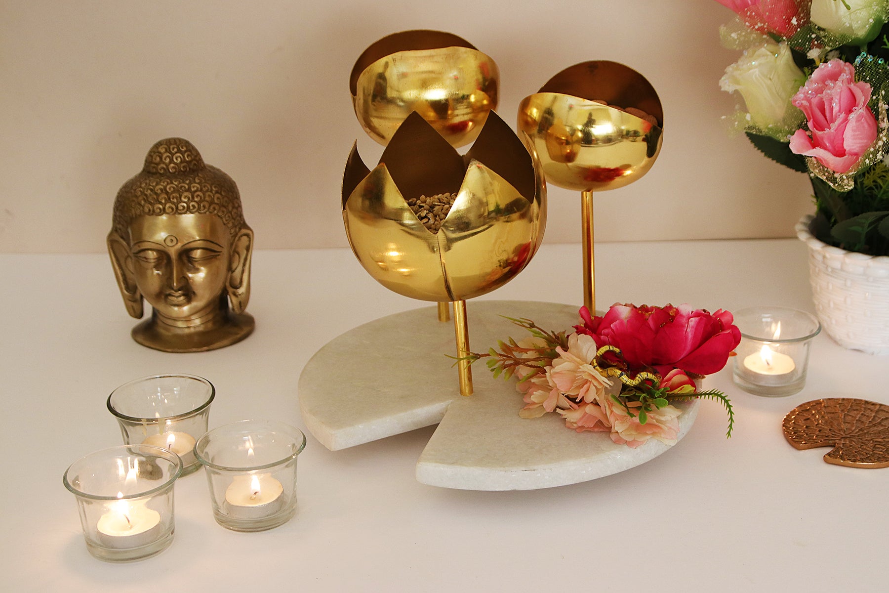 LOTUS CANDLE STAND