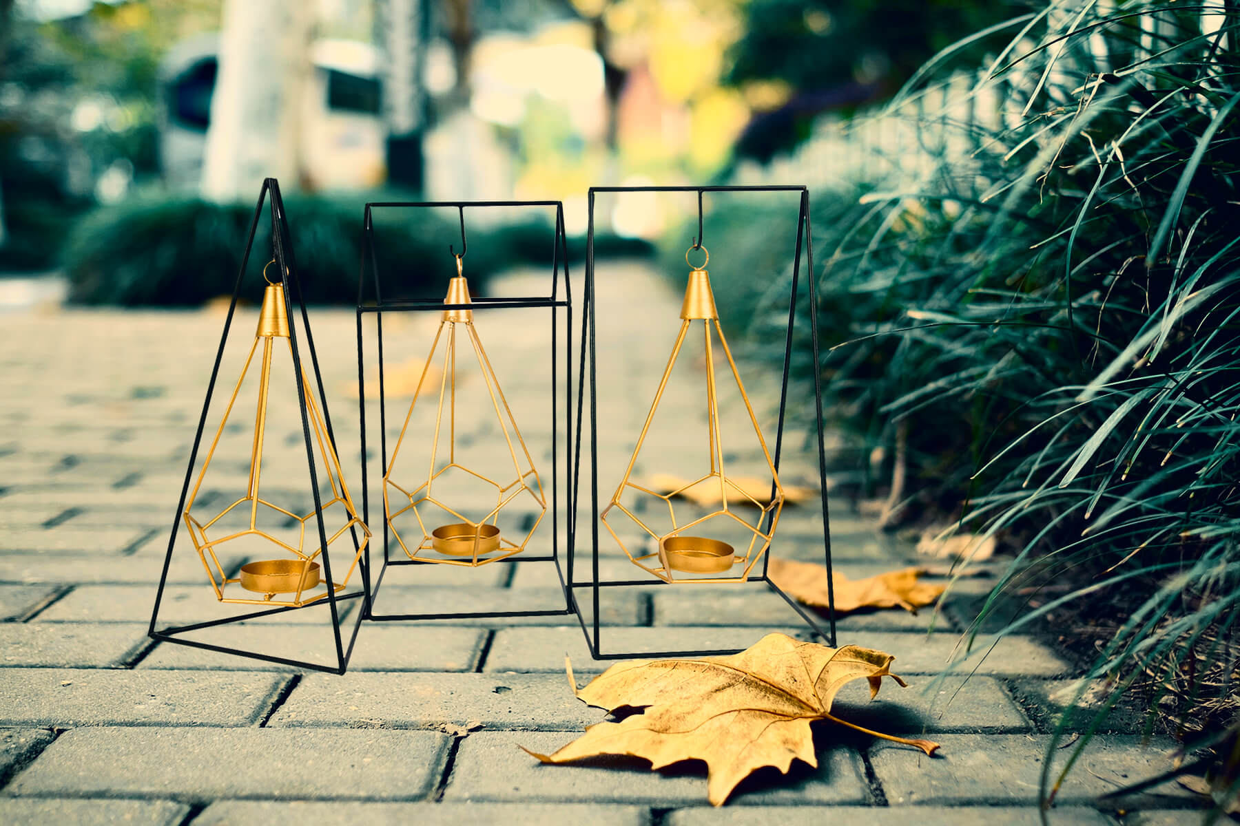 CAGE TEALIGHT HOLDER