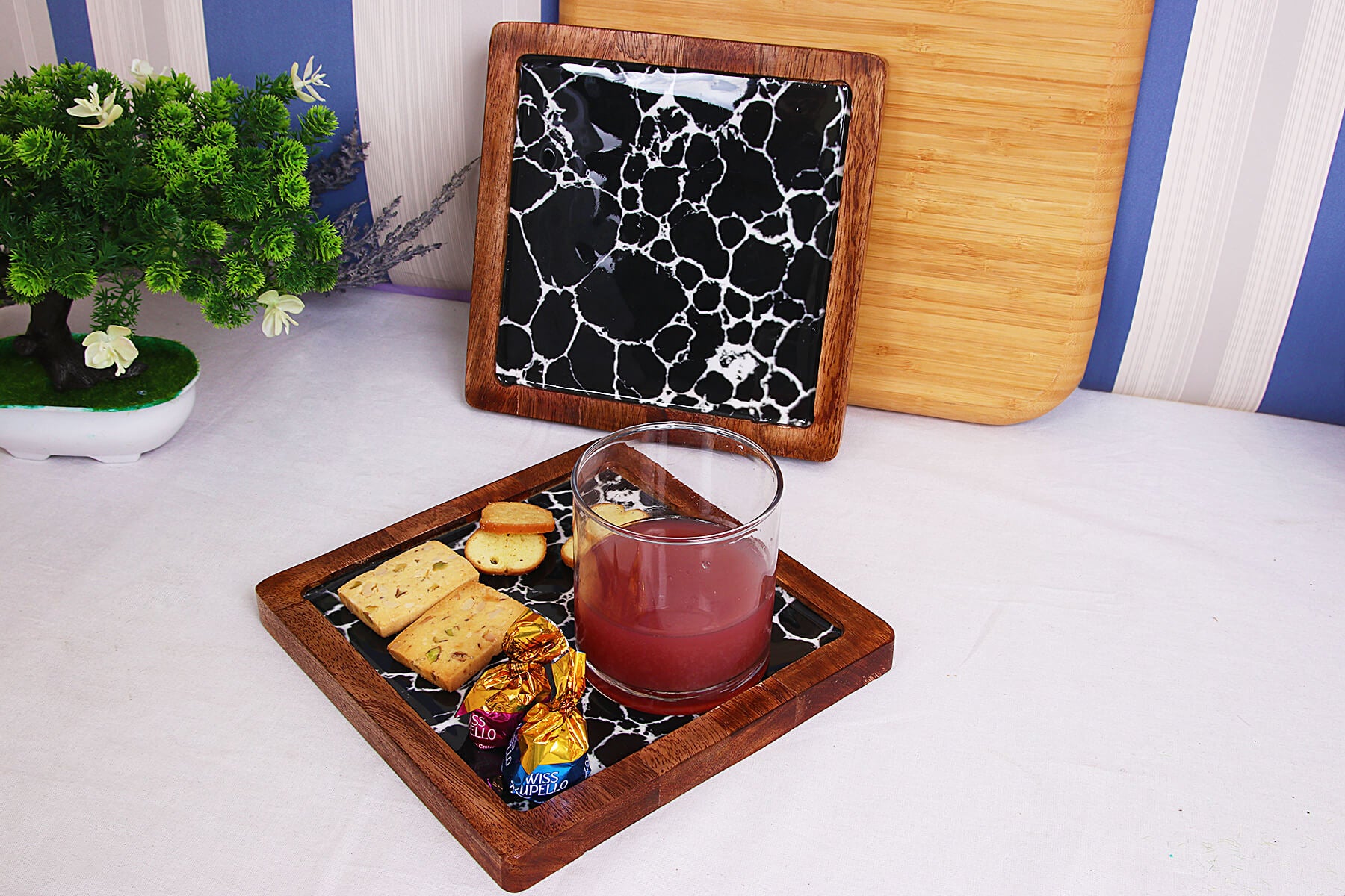 SQUARE WOOD PLATTER CRACK-BLACK (SET OF 1)