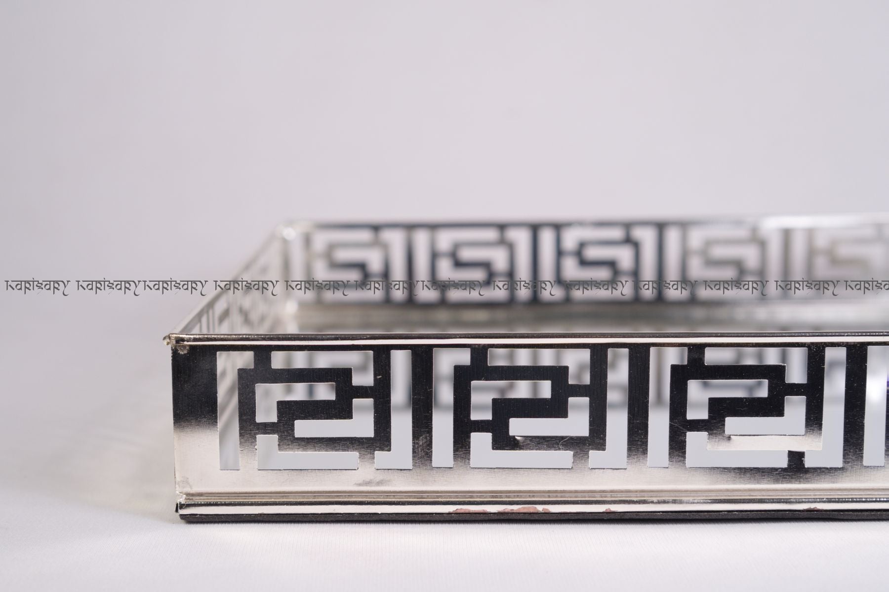 ACCENT TRAY WITH HANDCRAFTED BORDER FOR DÉCOR, GIFTING, TROUSSEAU & RETURN-FAVOUR PACKING (30cm length)