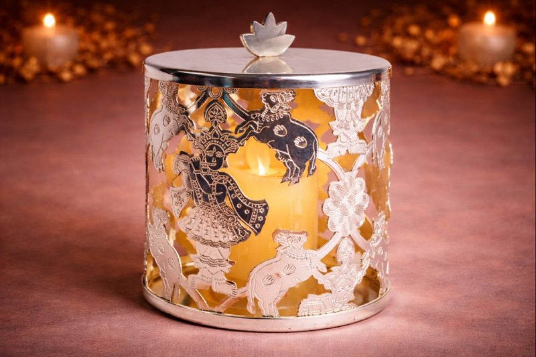 SILVER CANDLE HOLDER FOR FESTIVE DÉCOR & HOME DECORATION