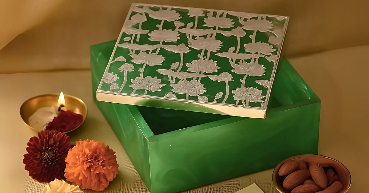 Indian Artisans Karigary -Best Corporate Gifting with Elegant Luxury Gift Boxes