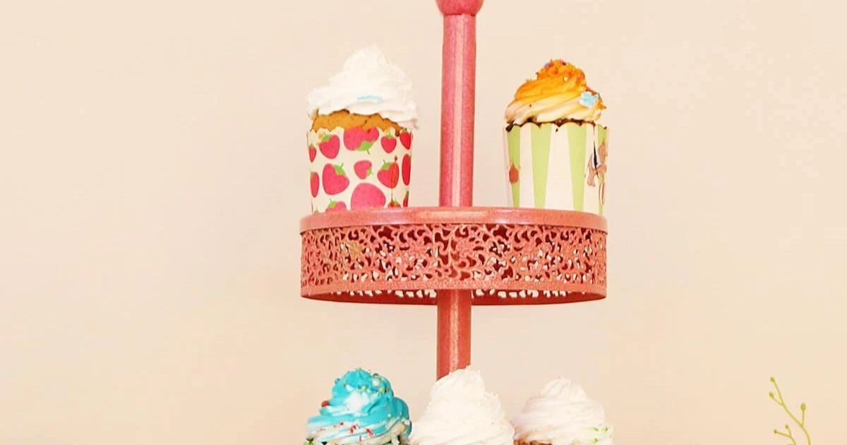 Amazing cake stand buying guide for home and gifting