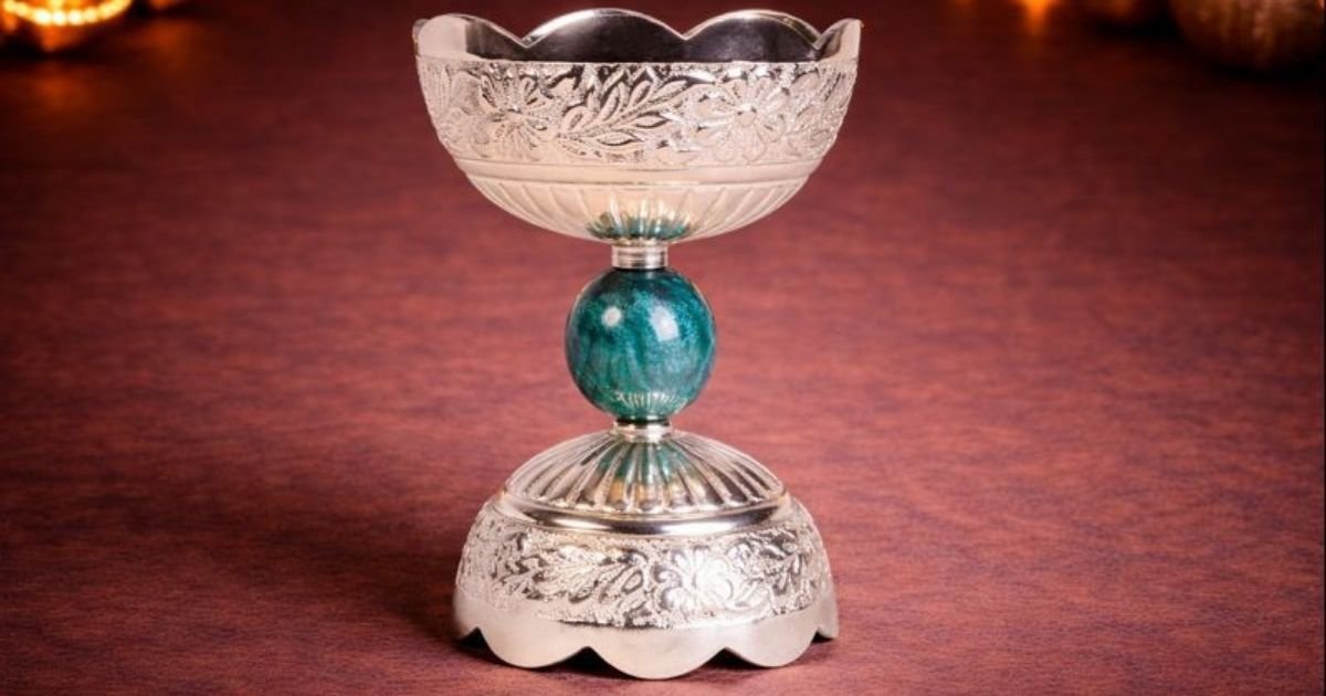 Dry fruit gift box for corporate and festive gifting needs