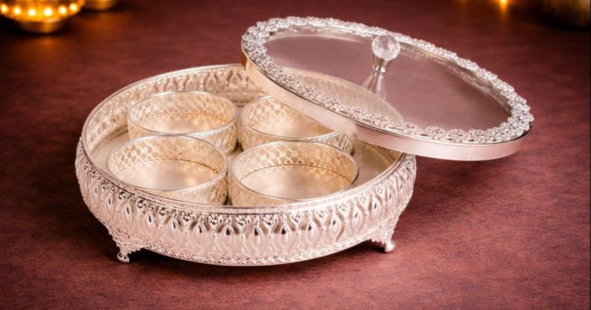 Dry fruit gift box ideas for festive and wedding gifting