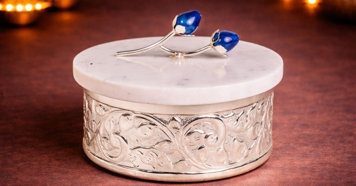 Corporate Gifts Premium Ideas for B2B and B2C Buyers Online - indian artisans