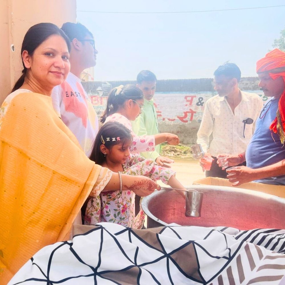 Karigary&mdash;Refreshing drinks service during scorching summer season