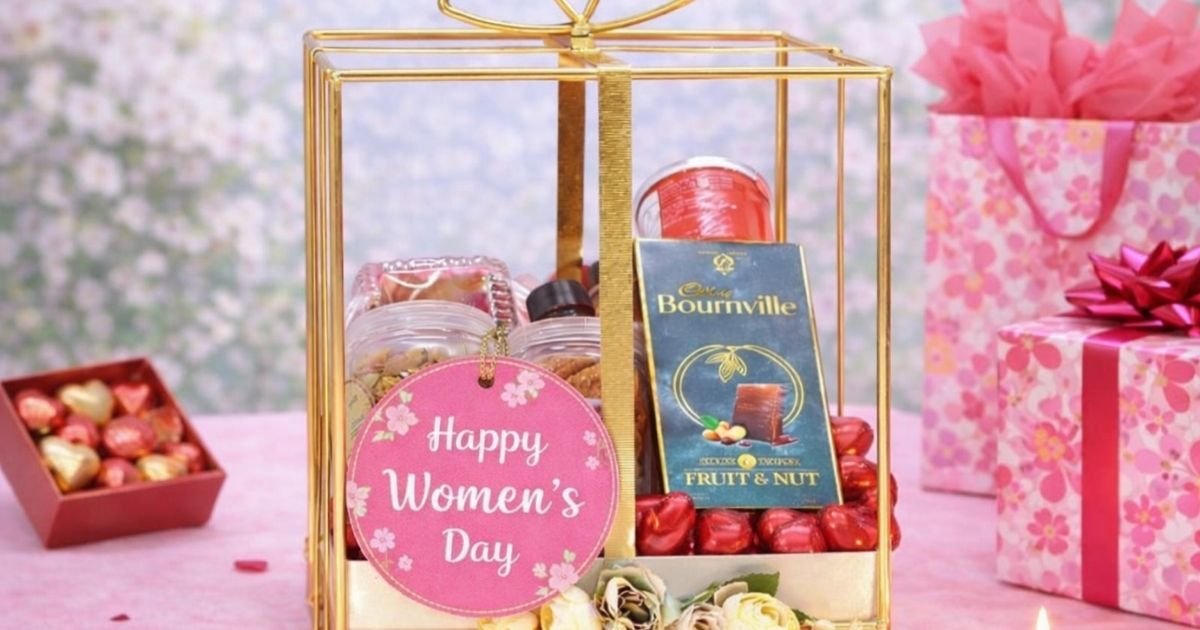Thoughtful Gifting for Women: Beyond Flowers and Chocolates