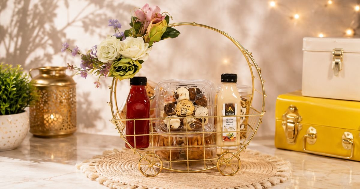 KARIGARY - Corporate Gift Hampers from Karigary for Clients