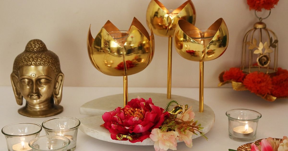 Indian Artisans (Karigary) - What Buyers Ask Most Before Ordering Brass Gifts Online - 2