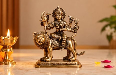 Indian Artisans ( Karigary ) - Brass Decor for Home and How to Use It Without Overdoing It