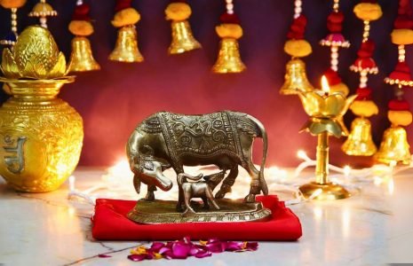 Indian Artisans Karigary - Divine Kamdhenu Cow for Home Vastu and Harmony
